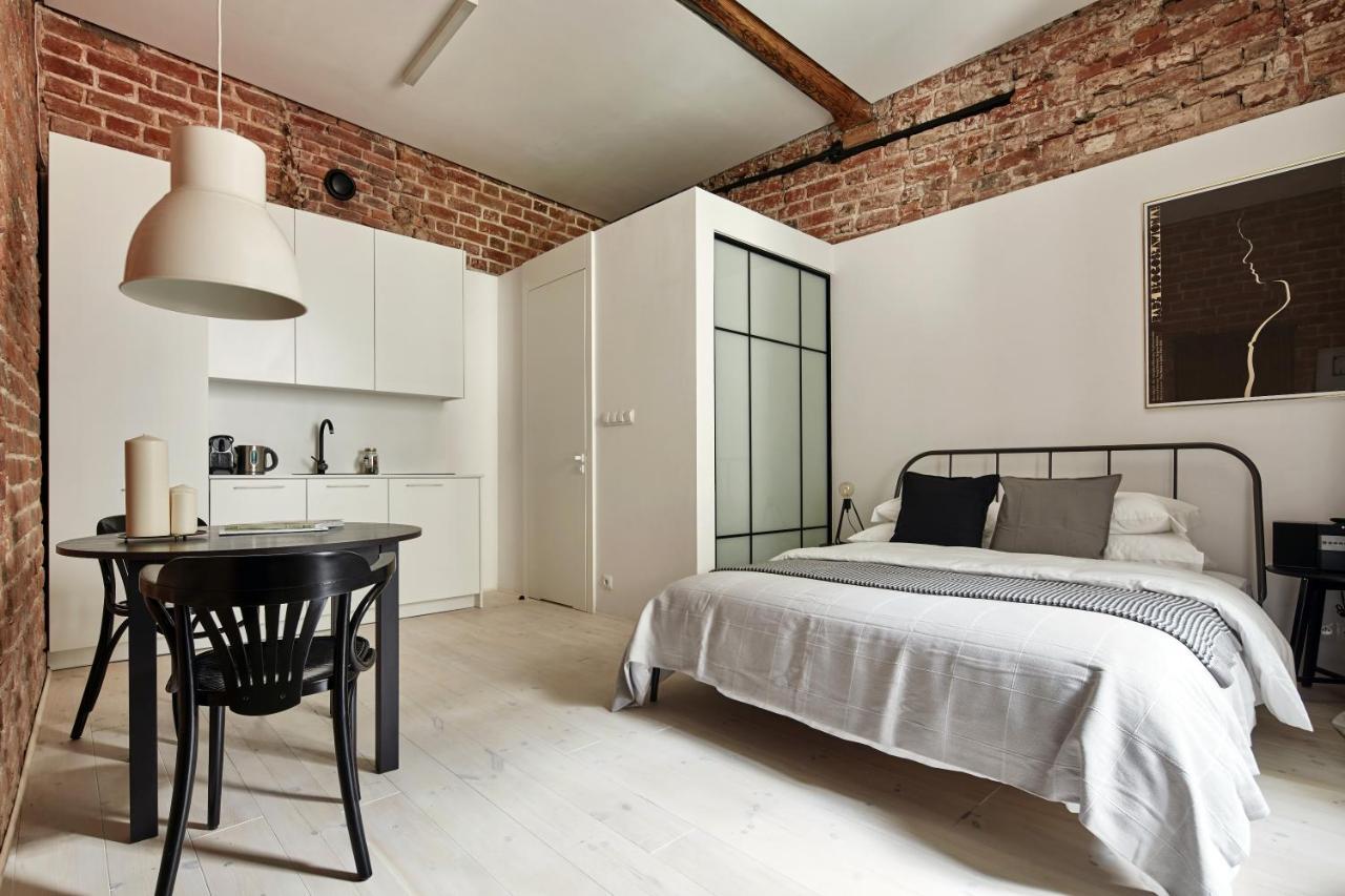 Old New - Prime Location On Main Square Apartment คราคูฟ ภายนอก รูปภาพ